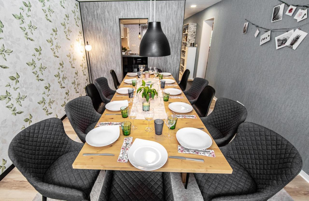 Bookeinfach Bad Ems - Private - Sauna Jacuzzi Whirlpool Swimmingpool Alahna Sup Beachvolleyball Billiards Ping Pong Cinema Theater Music Disco Ball Bbq Und Parkplaetze Buitenkant foto