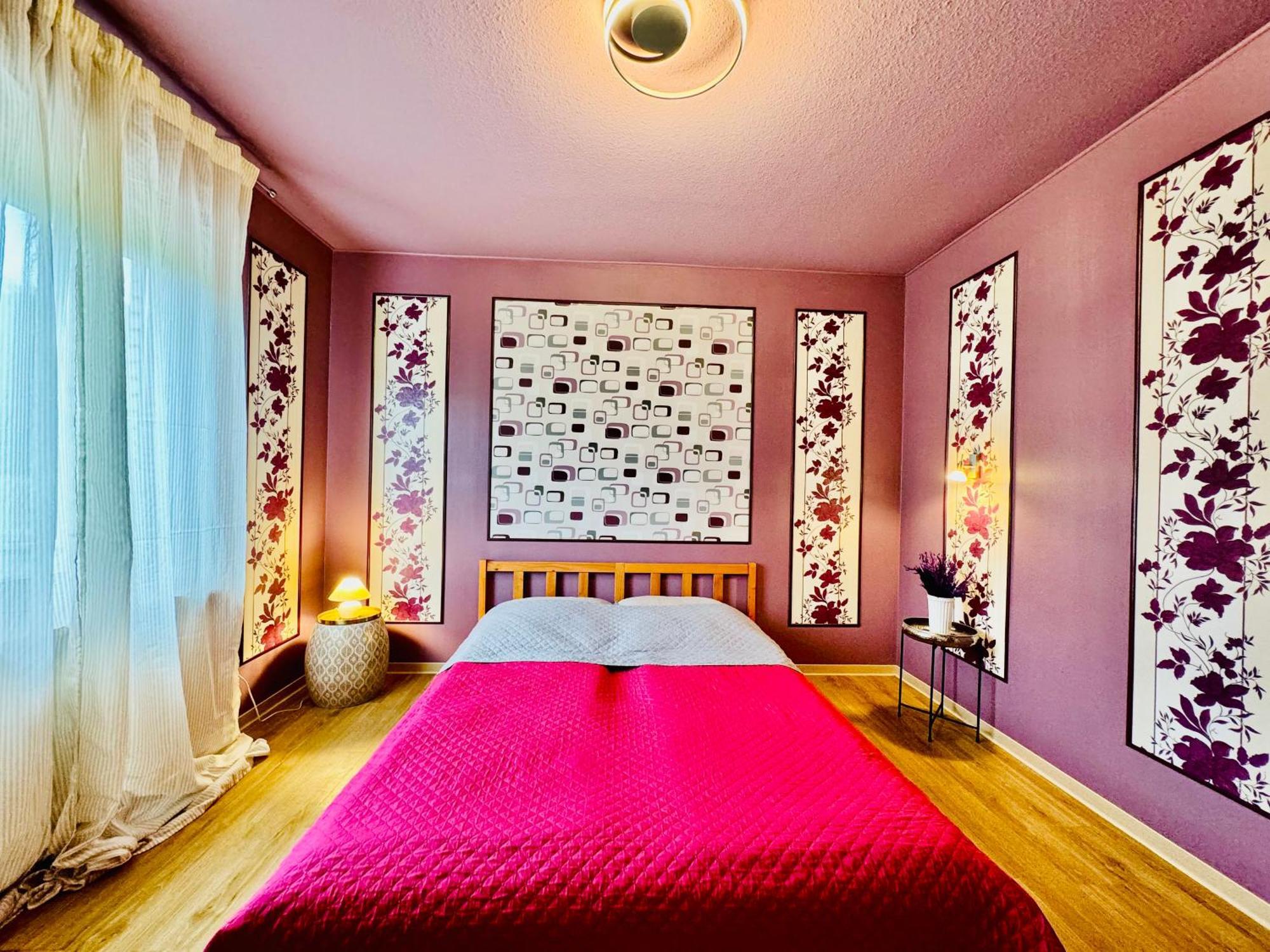 Bookeinfach Bad Ems - Private - Sauna Jacuzzi Whirlpool Swimmingpool Alahna Sup Beachvolleyball Billiards Ping Pong Cinema Theater Music Disco Ball Bbq Und Parkplaetze Buitenkant foto